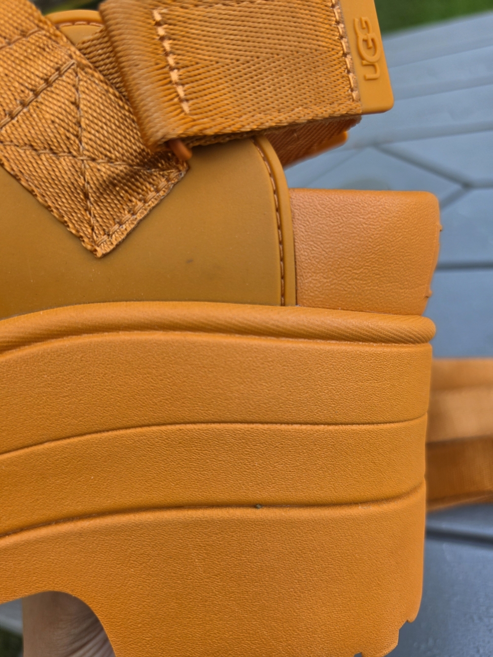 UGG GoldenRise Platform Sandals Dark Apricot Orange Size 7 - Picture 10 of 11
